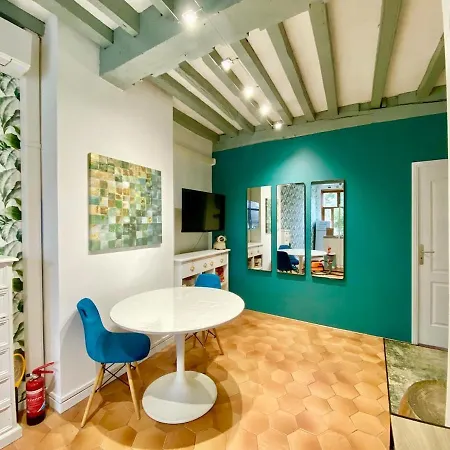 Apartamento De 2 Pieces Avec Balcon Centre