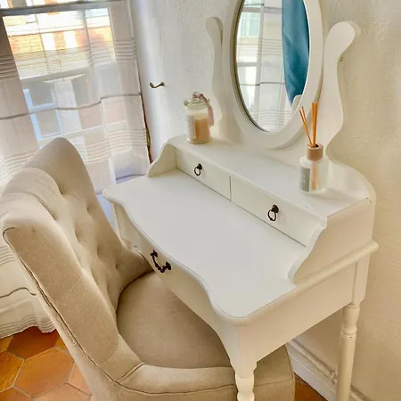 De 2 Pieces Avec Balcon Centre * Douai